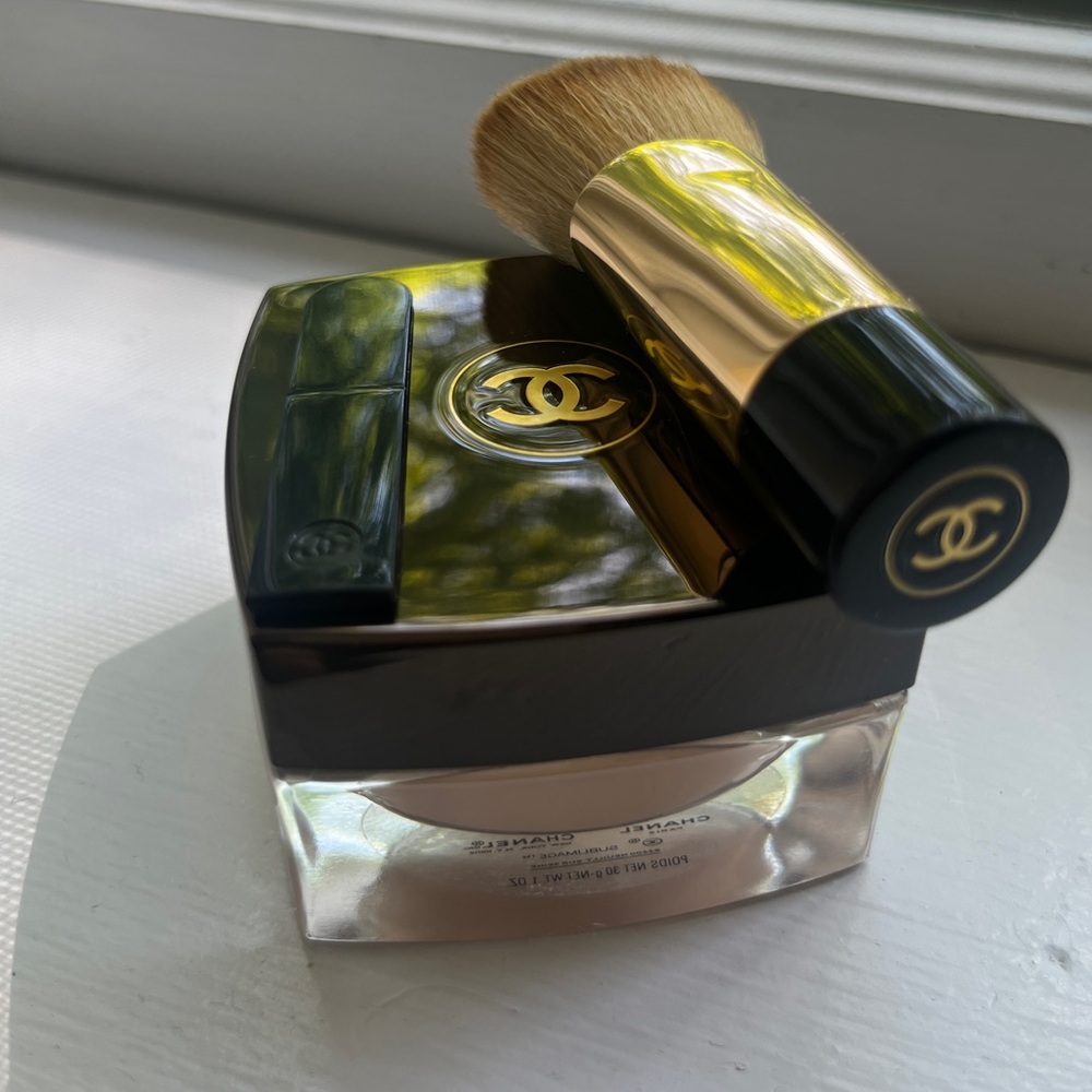 Chanel SUBLIMAGE LE TEINT FOUNDATION 22beige rose